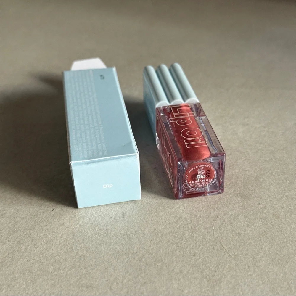 Kosas Wet Lip Oil Gloss in Dip Hydrating Clean Lip Gloss